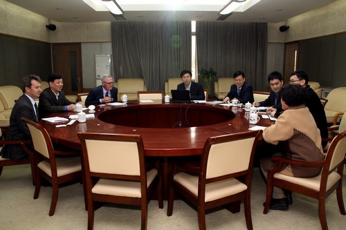 Vice Chancellor Hon Steve Maharey from Massey University Visited IGDB